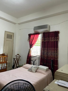 Duplex with 7 bedrooms for sale in Nuevo Vedado, Plaza de la Revolución, La Habana