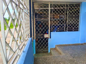 Detached House with 4 bedrooms for sale in Ampliación del Sevillano, Arroyo Naranjo, La Habana - Thumbnail 3