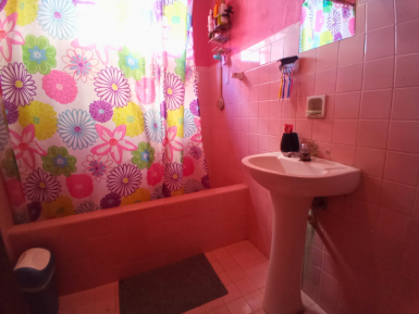 Detached House with 4 bedrooms for sale in Ampliación del Sevillano, Arroyo Naranjo, La Habana