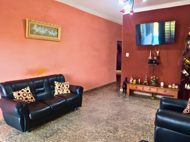 Detached House with 4 bedrooms for sale in Ampliación del Sevillano, Arroyo Naranjo, La Habana