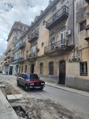 Apartamento de 3 habitaciones en venta en San Juan de Dios, Habana Vieja, La Habana