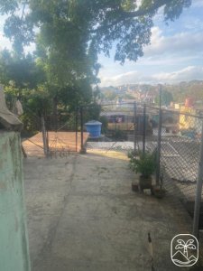 Casa Independiente de 3 habitaciones en venta en Lawton, Diez de Octubre, La Habana - Miniatura 3