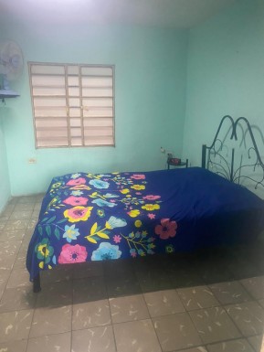 Casa Independiente de 3 habitaciones en venta en Lawton, Diez de Octubre, La Habana