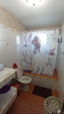 Casa Independiente de 2 habitaciones en venta en Boyeros, La Habana