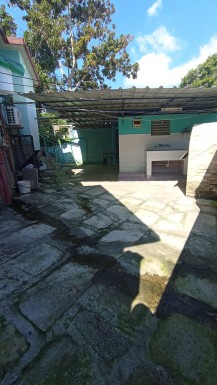 Casa Independiente de 2 habitaciones en venta en Boyeros, La Habana