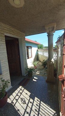 Casa Independiente de 2 habitaciones en venta en Boyeros, La Habana