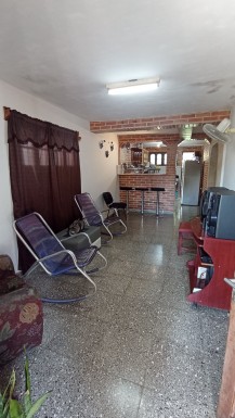 Casa Independiente de 2 habitaciones en venta en Boyeros, La Habana