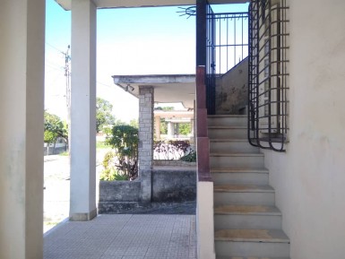 Casa Independiente de 2 habitaciones en venta en Los Pinos, Arroyo Naranjo, La Habana