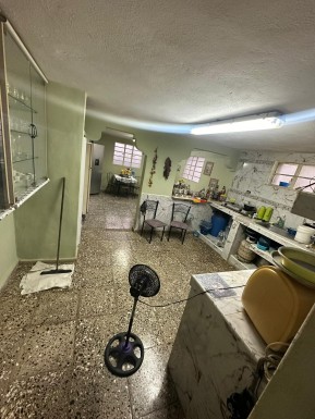 Detached House with 6 bedrooms for sale in Ponce, Arroyo Naranjo, La Habana