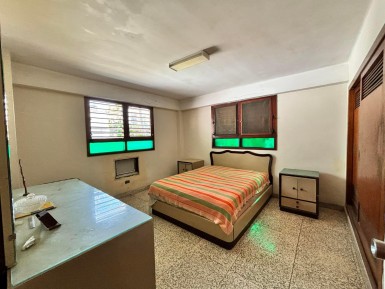 Apartamento de 5 habitaciones en venta en Nuevo Vedado, Plaza de la Revolución, La Habana