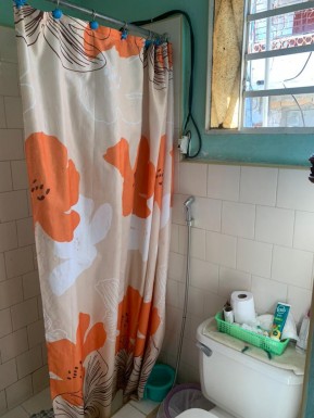 Biplanta de 1 habitación en venta en La Ceiba, Playa, La Habana