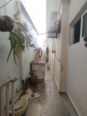 Biplanta de 6 habitaciones en venta en Latinoamericano, Cerro, La Habana