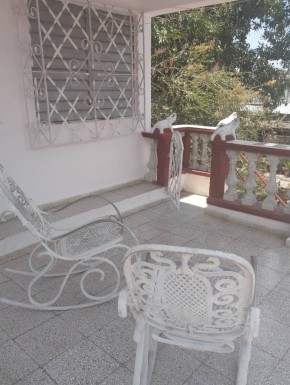 Biplanta de 2 habitaciones en venta en Cruces, Cienfuegos