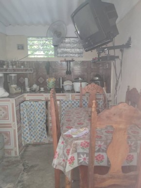 Biplanta de 2 habitaciones en venta en Cruces, Cienfuegos