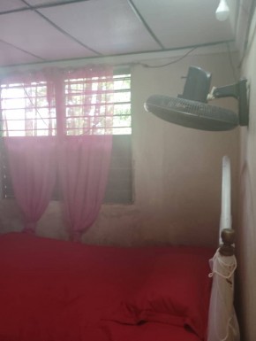 Biplanta de 2 habitaciones en venta en Cruces, Cienfuegos