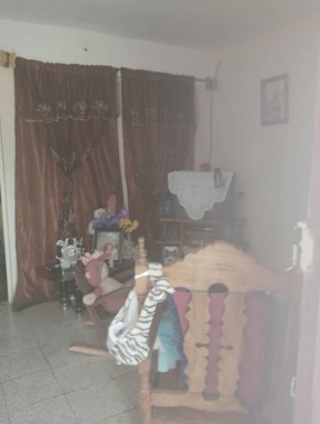 Biplanta de 2 habitaciones en venta en Cruces, Cienfuegos
