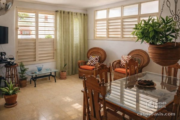 Apartamento de 2 habitaciones en venta en Vedado - Malecón, Plaza de la Revolución, La Habana