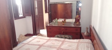 Casa Independiente de 4 habitaciones en venta en Los Sitios, Centro Habana, La Habana