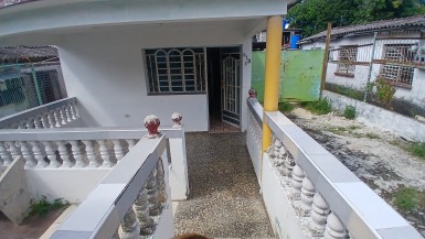 Detached House with 2 bedrooms for sale in Vieja Linda, Arroyo Naranjo, La Habana
