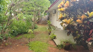 Detached House with 4 bedrooms for sale in Versalles - Coronela, La Lisa, La Habana