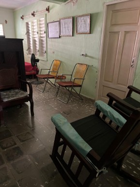 Casa Independiente de 4 habitaciones en venta en Vista Alegre, Holguín