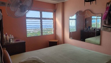 Apartamento de 3 habitaciones en venta en Alamar - Playa, Habana del Este, La Habana