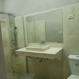 Casa Independiente de 8 habitaciones en venta en Santiago de Cuba - 4