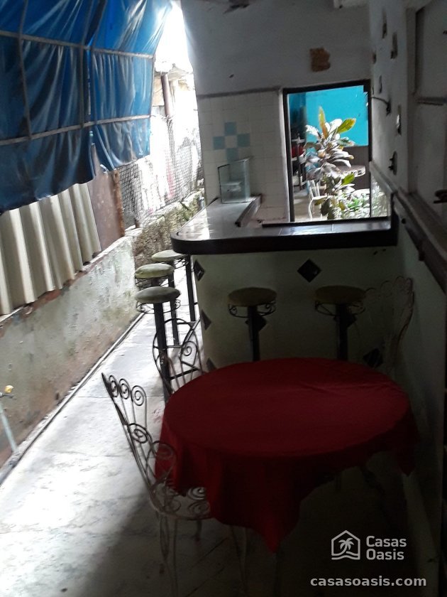 Casa Independiente de 3 habitaciones en venta en Diezmero, San Miguel del Padrón, La Habana
