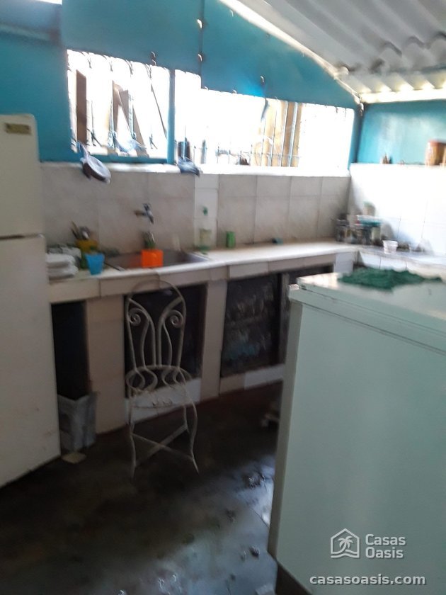 Casa Independiente de 3 habitaciones en venta en Diezmero, San Miguel del Padrón, La Habana