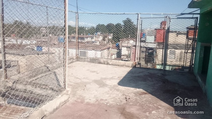 Casa Independiente de 2 habitaciones en venta en Pocito - Palmar, Marianao, La Habana