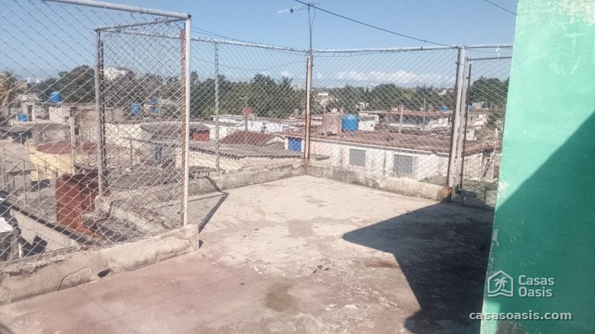 Casa Independiente de 2 habitaciones en venta en Pocito - Palmar, Marianao, La Habana
