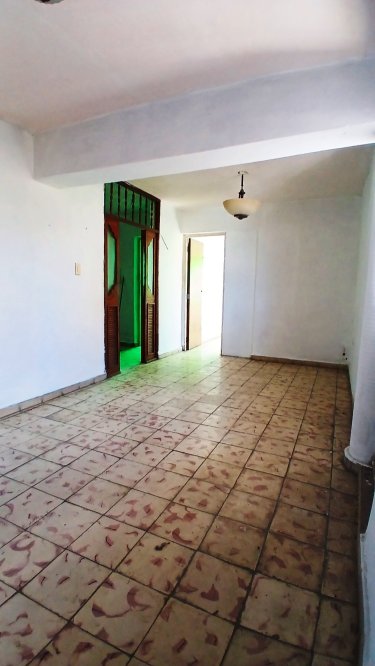Apartment with 3 bedrooms for sale in Libertad, Marianao, La Habana - 2