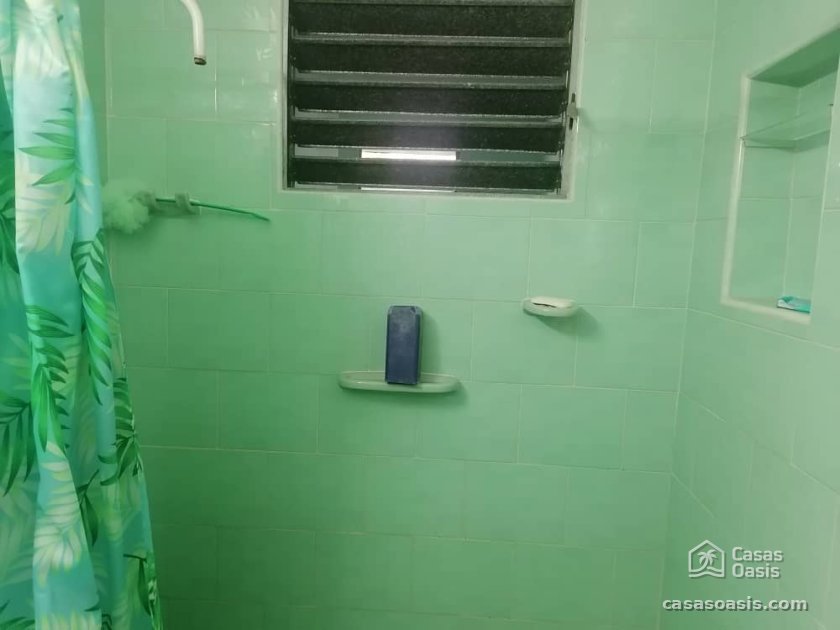 Apartamento de 2 habitaciones en venta en Camilo Cienfuegos, Habana del Este, La Habana