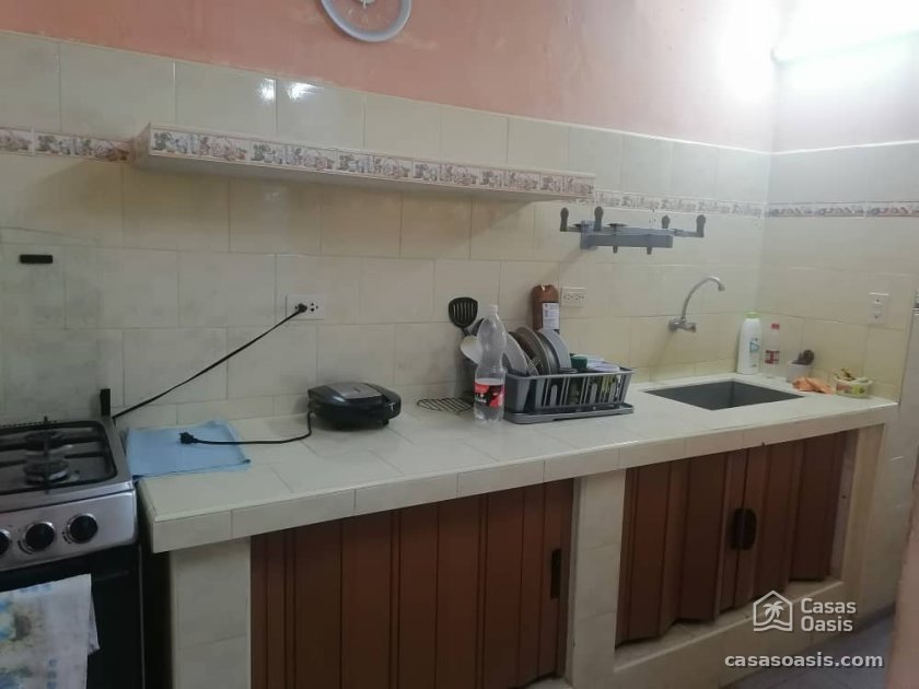 Apartamento de 2 habitaciones en venta en Camilo Cienfuegos, Habana del Este, La Habana