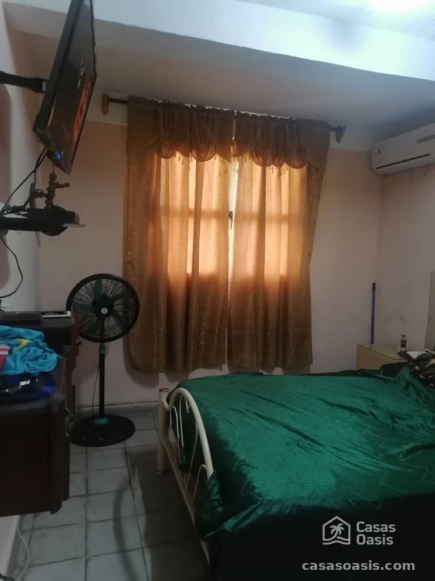 Apartamento de 2 habitaciones en venta en Camilo Cienfuegos, Habana del Este, La Habana